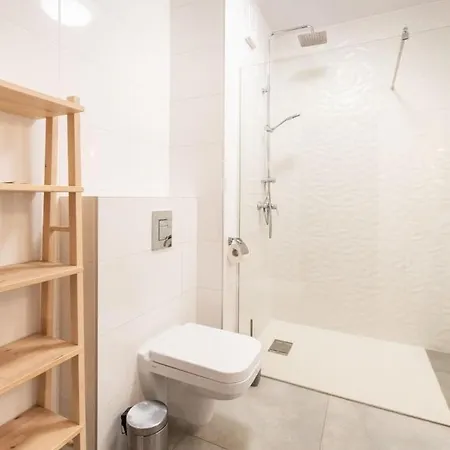 Slusarska Apartment